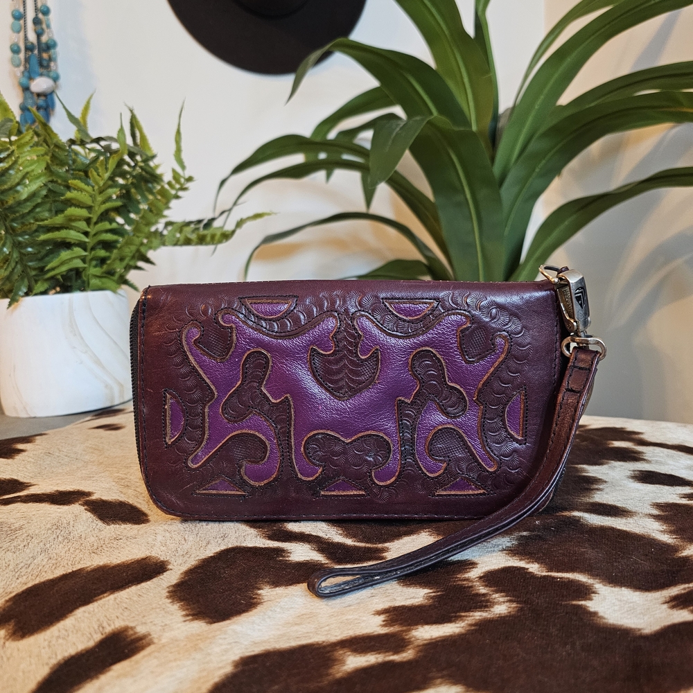 Leaders In Leather Wristlet